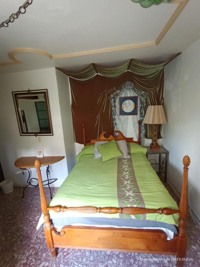 Hotel Posada Spa Antigua Casa Hogar Taxco de Alarcon Buitenkant foto