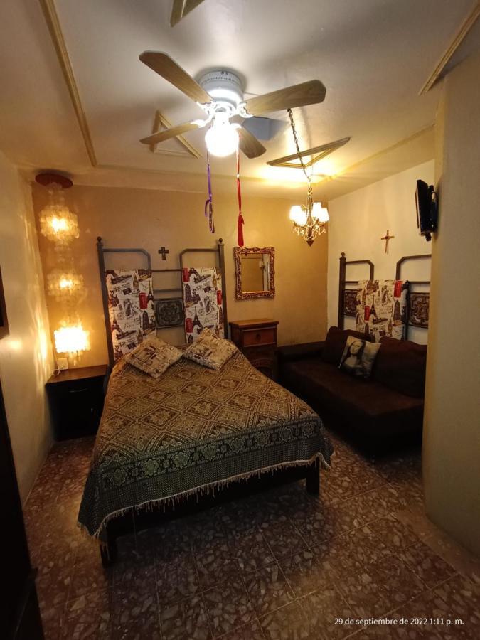 Hotel Posada Spa Antigua Casa Hogar Taxco de Alarcon Buitenkant foto